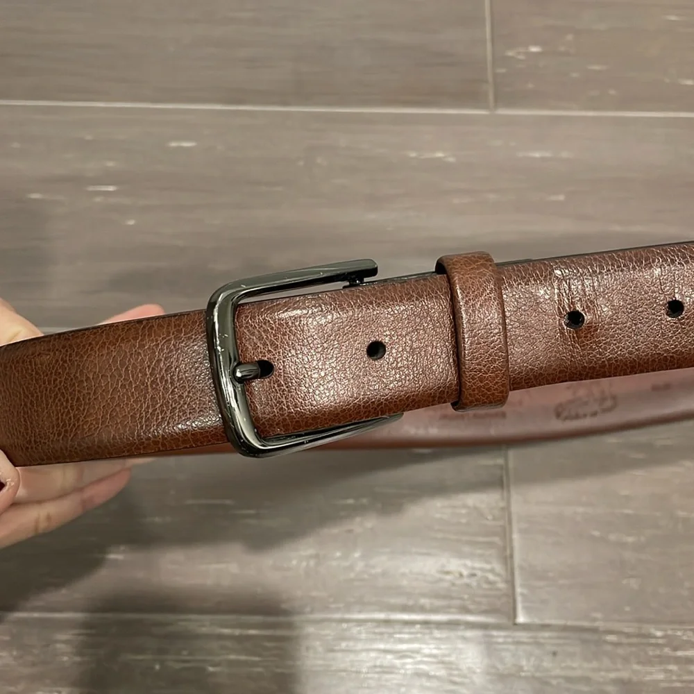 Men’s Original Penguin classic work office leather belt brown. Size 36